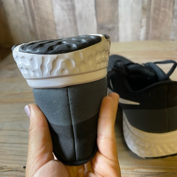 Nike Revolution 5 Anthracite Running Shoes - Picture 9 of 12